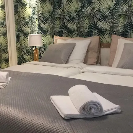 Tropicana Apartamento *